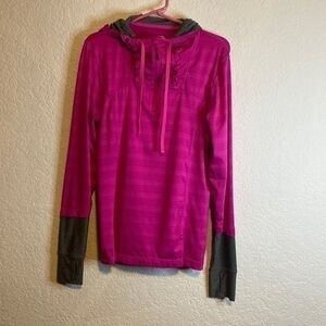 MPG, hooded, long sleeve, thumbhole, pink, and gray, mid zip shirt, large